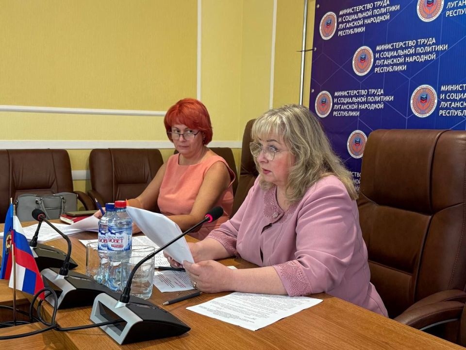 Светлана Малахова: Проведено первое заседание Межведомственной комиссии по вопросам привлечения и использования иностранных работников, прибывающих в Российскую Федерацию на основании визы, на территории Республики Светлана Малахова: Проведено первое заседание Межведомственной комиссии по вопросам привлечения и использования иностранных работников, прибывающих в Российскую Федерацию на основании визы, на территории Республики