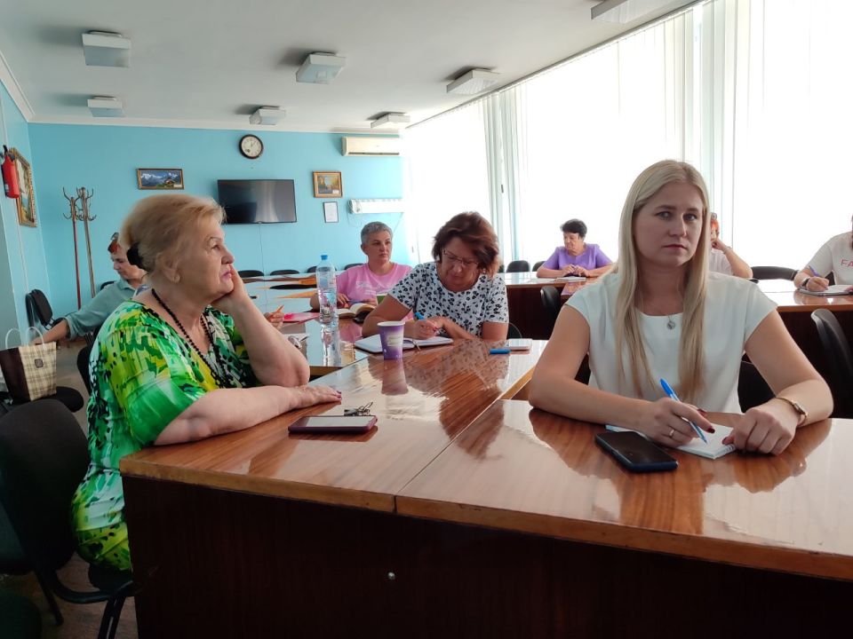 Константин Бутримов: АКТУАЛЬНЫЕ ВОПРОСЫ И ПЛАНЫ: В ЛУГАНСКЕ ПРОШЛО ЗАСЕДАНИЕ РЕСКОМА РОСПРОФПРОМ-ЛНР Константин Бутримов: АКТУАЛЬНЫЕ ВОПРОСЫ И ПЛАНЫ: В ЛУГАНСКЕ ПРОШЛО ЗАСЕДАНИЕ РЕСКОМА РОСПРОФПРОМ-ЛНР