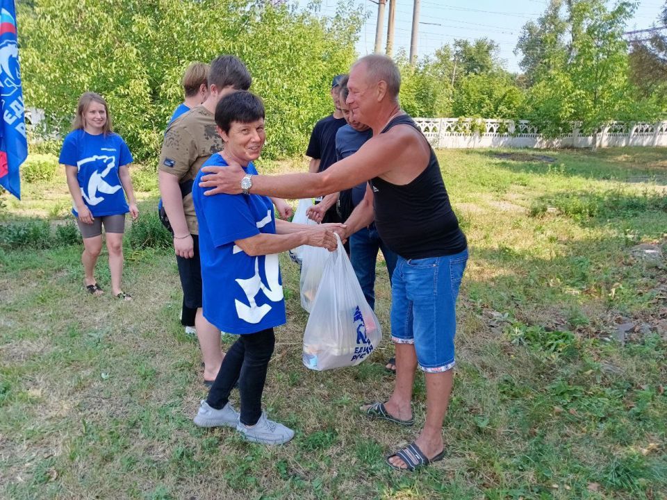 Сотрудники Дома культуры им. Ленина пгт Новодарьевка совместно с активистами ПО ВПП «Единая Россия» №11 пгт Новодарьевка города Ровеньки, провели спортивную тренировку «Сильные духом», для участников СВО получивших ранения в... Сотрудники Дома культуры им. Ленина пгт Новодарьевка совместно с активистами ПО ВПП «Единая Россия» №11 пгт Новодарьевка города Ровеньки, провели спортивную тренировку «Сильные духом», для участников СВО получивших ранения в...