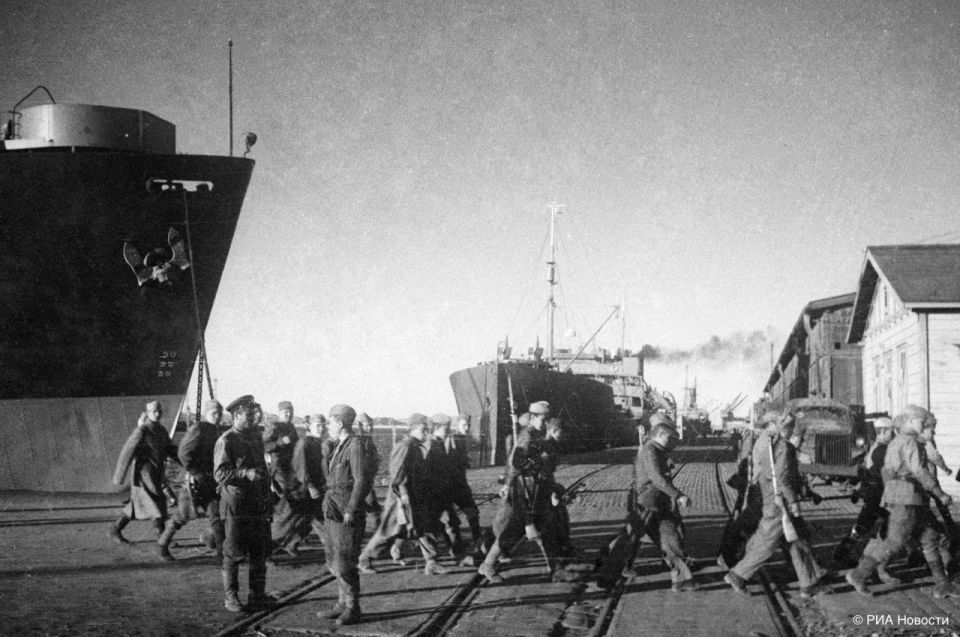 9 августа 1945 года началась советско-японская война 9 августа 1945 года началась советско-японская война