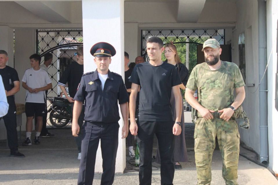 Зарядка со стражами порядка прошла и на территории Перевальского муниципалитета
