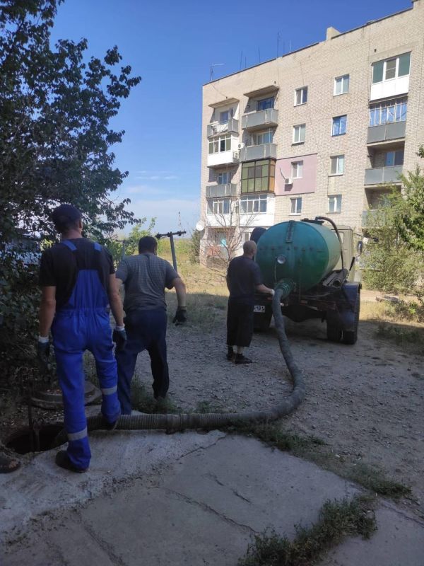 Ульяновские специалисты провели восстановительные работы на коммунальных сетях в Лутугинском муниципальном округе Ульяновские специалисты провели восстановительные работы на коммунальных сетях в Лутугинском муниципальном округе