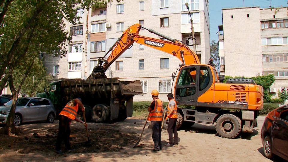 Специалисты компании «ТюменьБурСтрой» завершили благоустройство территорий, где ранее провели монтаж новых участков водовода Специалисты компании «ТюменьБурСтрой» завершили благоустройство территорий, где ранее провели монтаж новых участков водовода