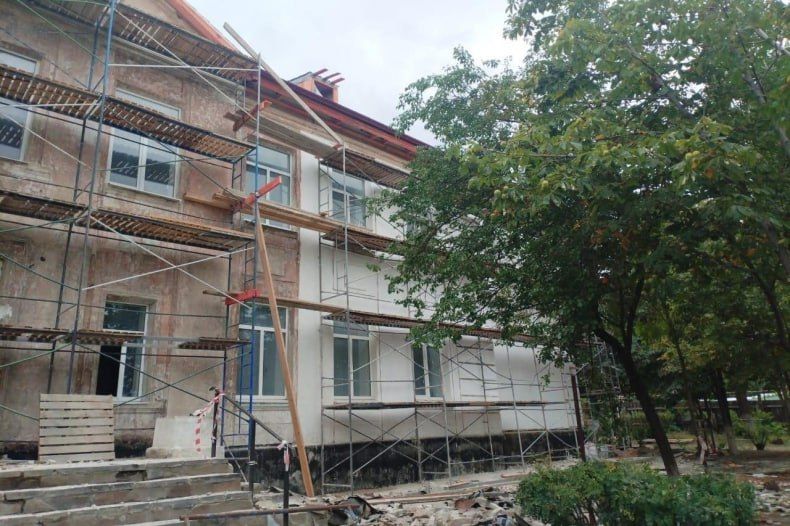 Хакасия заканчивает восстановительные работы в одной из школ Свердловского муниципального округа Хакасия заканчивает восстановительные работы в одной из школ Свердловского муниципального округа