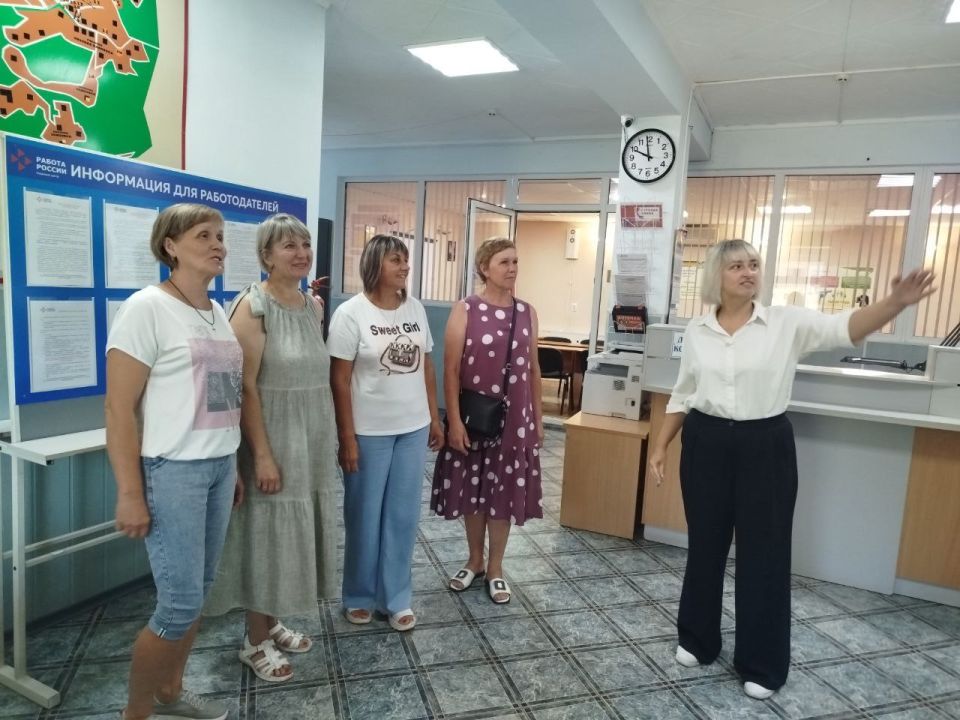 В Брянке состоялся День открытых дверей территориального отделения Государственного казенного учреждения «Республиканский центр занятости населения Луганской Народной Республики» в городе Брянке В Брянке состоялся День открытых дверей территориального отделения Государственного казенного учреждения «Республиканский центр занятости населения Луганской Народной Республики» в городе Брянке