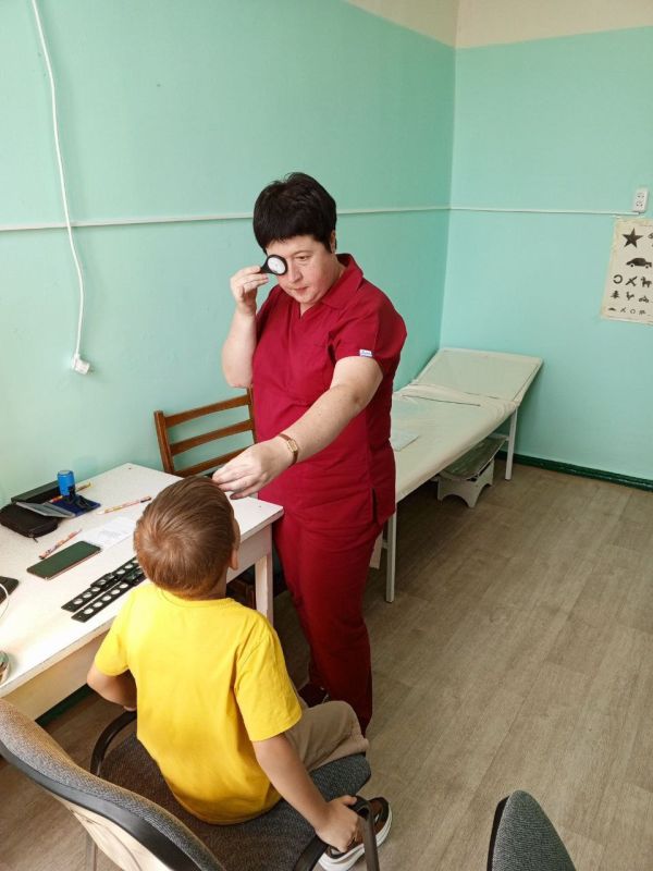 Врачи Славяносербской ЦРБ осмотрели юных жителей г. Зимогорье Славяносербского МО Врачи Славяносербской ЦРБ осмотрели юных жителей г. Зимогорье Славяносербского МО