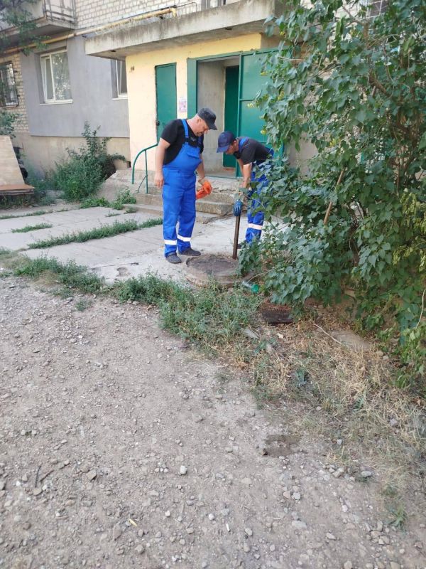 Ульяновские специалисты провели восстановительные работы на коммунальных сетях в Лутугинском муниципальном округе Ульяновские специалисты провели восстановительные работы на коммунальных сетях в Лутугинском муниципальном округе