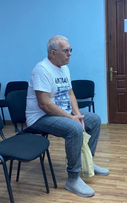 Первый заместитель главы Администрации Антрацитовского МО Марат Гайсин совместно с представителями структурных подразделений Администрации, муниципальных унитарных предприятий и руководителями учреждений и предприятий города... Первый заместитель главы Администрации Антрацитовского МО Марат Гайсин совместно с представителями структурных подразделений Администрации, муниципальных унитарных предприятий и руководителями учреждений и предприятий города...