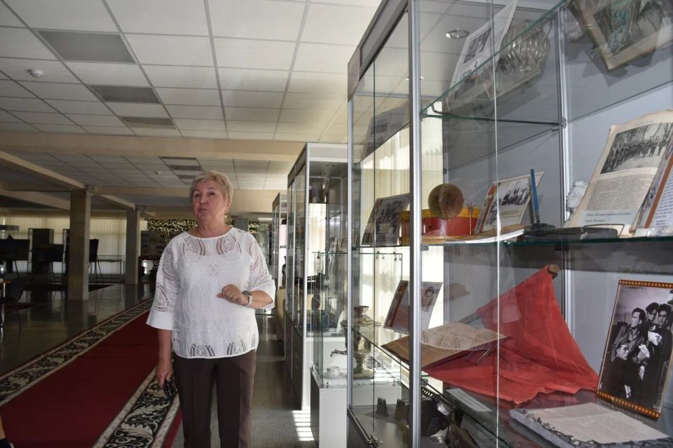 К 100-летию Сергея Тюленина в музее открылась выставка, посвященная герою К 100-летию Сергея Тюленина в музее открылась выставка, посвященная герою