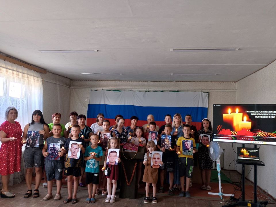 В Антраците почтили память жертв трагических событий 2014 года В Антраците почтили память жертв трагических событий 2014 года
