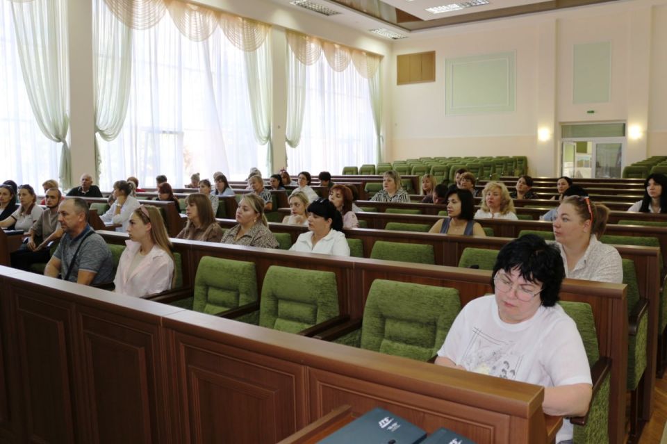 В Администрации Антрацитовского МО в рамках проекта "Точка роста НКО" состоялась информационная встреча с представителями некоммерческих организаций, общественных объединений и инициативными гражданами В Администрации Антрацитовского МО в рамках проекта "Точка роста НКО" состоялась информационная встреча с представителями некоммерческих организаций, общественных объединений и инициативными гражданами