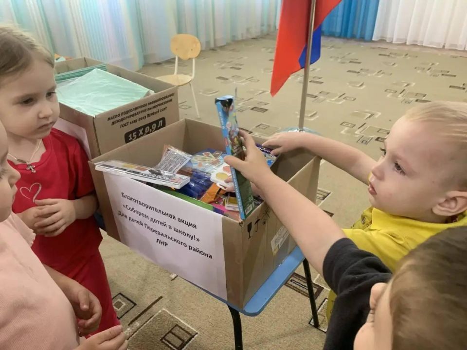 Оренбуржцы собрали гуманитарную помощь для юных перевальчан Оренбуржцы собрали гуманитарную помощь для юных перевальчан