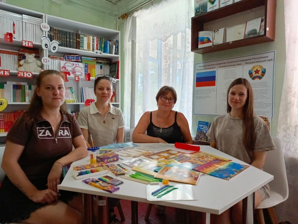 В Дубовском и селе Орехово активно проходит акция «Собери ребёнка в школу» В Дубовском и селе Орехово активно проходит акция «Собери ребёнка в школу»