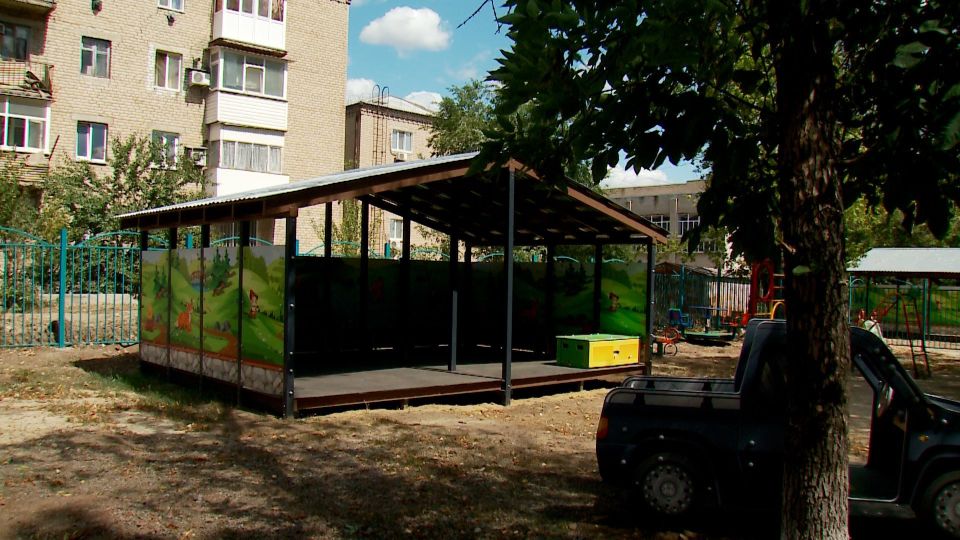 Тюменские строители завершили работы в краснодонском детском саду «Акварель» Тюменские строители завершили работы в краснодонском детском саду «Акварель»