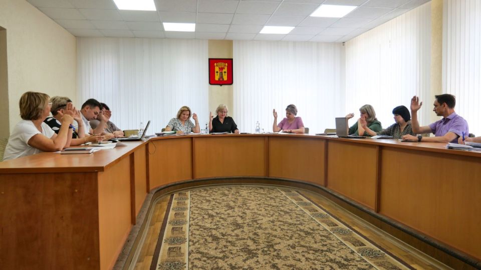 13 дел рассмотрела административная комиссия Луганска 13 дел рассмотрела административная комиссия Луганска