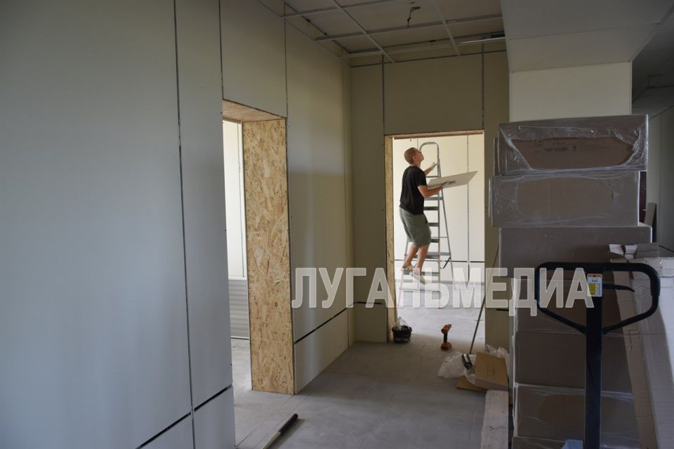 В Новопсковской центральной районной многопрофильной больнице в рамках шефской помощи Воронежской области, согласно Специальному инфраструктурному проекту, продолжается ремонт внутренних помещений В Новопсковской центральной районной многопрофильной больнице в рамках шефской помощи Воронежской области, согласно Специальному инфраструктурному проекту, продолжается ремонт внутренних помещений