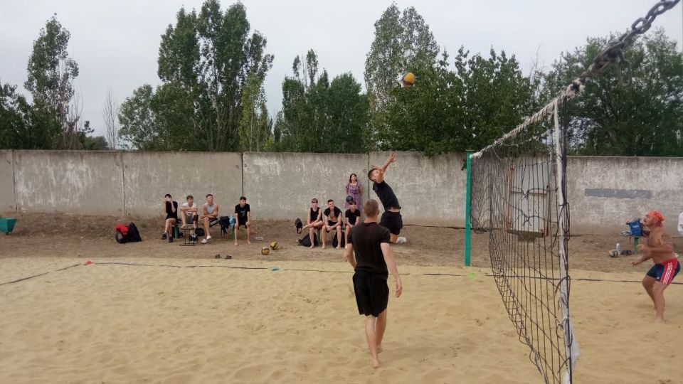 В Лутугинском муниципальном округе состоялся турнир по пляжному волейболу среди молодежи В Лутугинском муниципальном округе состоялся турнир по пляжному волейболу среди молодежи