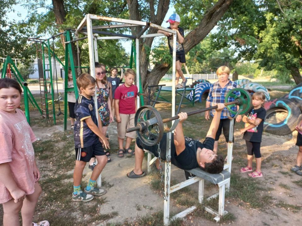 В Первозвановском сельском доме культуры прошла спортивно-игровая программа «Веселые старты» В Первозвановском сельском доме культуры прошла спортивно-игровая программа «Веселые старты»