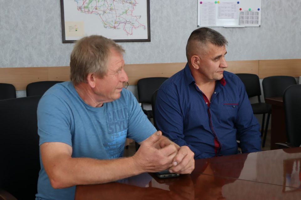 Евгений Бондарь: В диалоге с жителями. Сегодня в соответствии с графиком провел очередной личный прием Евгений Бондарь: В диалоге с жителями. Сегодня в соответствии с графиком провел очередной личный прием