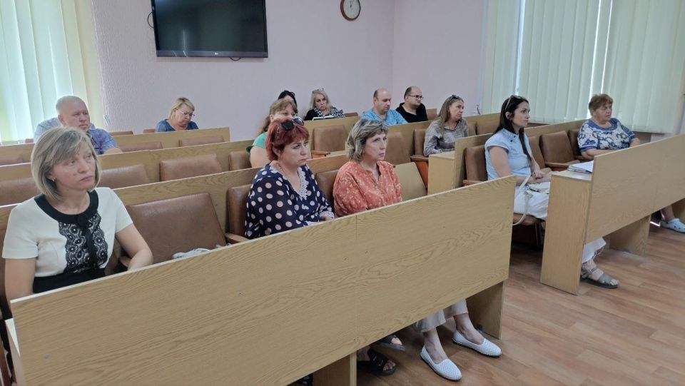 Андрей Рубанцов: В Администрации городского округа город Ровеньки обсудили подготовку к осенне-зимнему периоду Андрей Рубанцов: В Администрации городского округа город Ровеньки обсудили подготовку к осенне-зимнему периоду