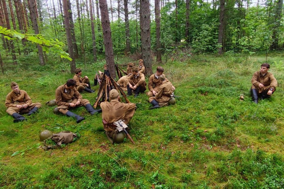 При поддержке Дениса Мирошниченко дети республики приняли участие в военно-патриотическом фестивале «Марш Памяти» в Ленинградской области При поддержке Дениса Мирошниченко дети республики приняли участие в военно-патриотическом фестивале «Марш Памяти» в Ленинградской области
