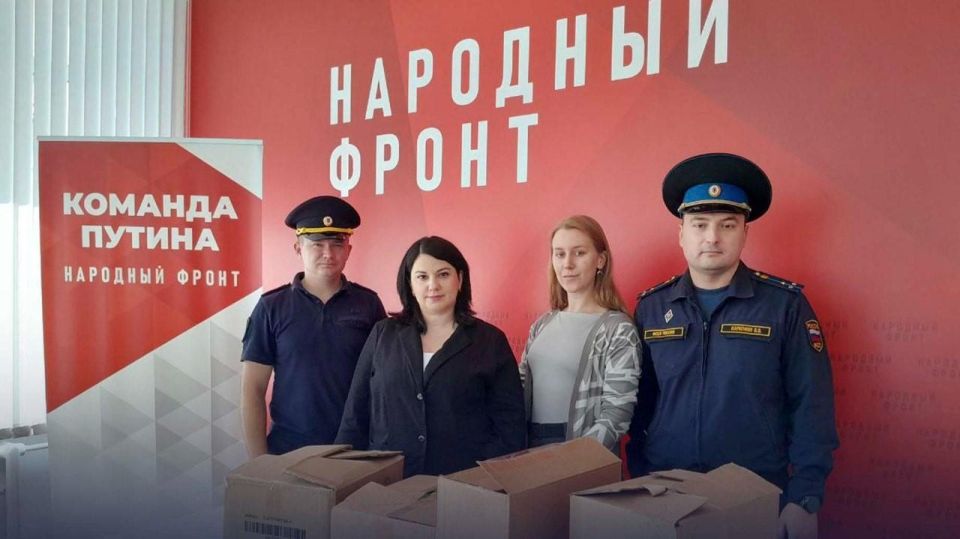 Омские медики отправили подарки юным жителям города Стаханова Омские медики отправили подарки юным жителям города Стаханова