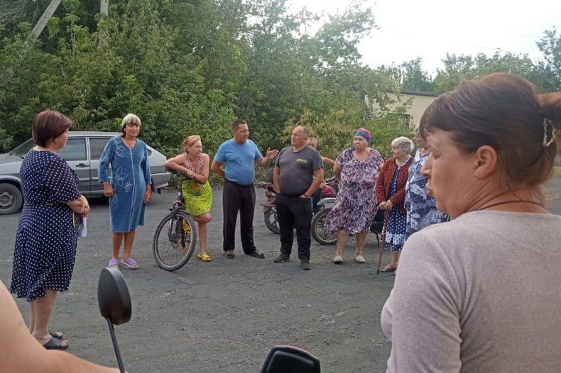 В посёлке Прохладный жители обсудили насущные проблемы с властями В посёлке Прохладный жители обсудили насущные проблемы с властями
