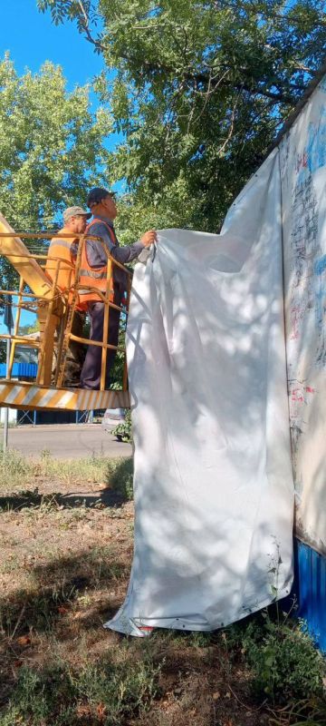 Виктория Сергеева: Коммунальщики в действии. В Кировске активно ведутся работы по благоустройству Виктория Сергеева: Коммунальщики в действии. В Кировске активно ведутся работы по благоустройству