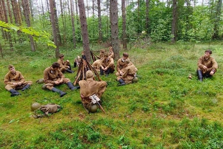 Молодёжь ЛНР приняла участие в военно-патриотическом фестивале «Марш Памяти» Молодёжь ЛНР приняла участие в военно-патриотическом фестивале «Марш Памяти»