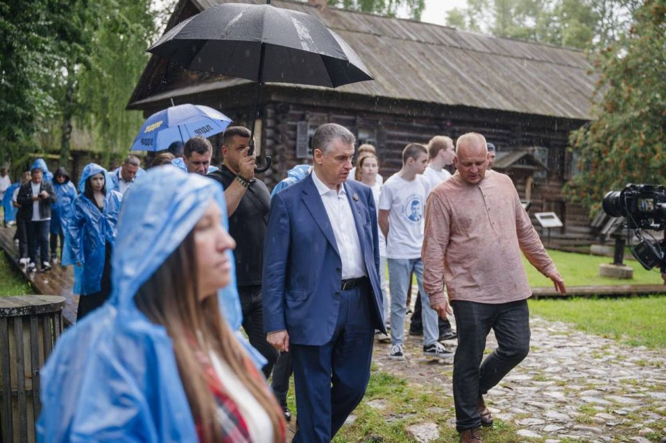 Спасти людей и умирающие русские города: заявления Леонида Слуцкого по итогам поездки в Кострому Спасти людей и умирающие русские города: заявления Леонида Слуцкого по итогам поездки в Кострому