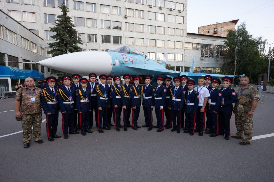 Виктор Водолацкий: С 29.07.2025г. по 07.08.2025г. воспитанники ГБОУ ЛНР «Старобельский казачий кадетский корпус имени В.Ф. Маргелова» приняли участие в федеральном проекте «Университетские смены» в ФГБОУ ВО «Московский... Виктор Водолацкий: С 29.07.2025г. по 07.08.2025г. воспитанники ГБОУ ЛНР «Старобельский казачий кадетский корпус имени В.Ф. Маргелова» приняли участие в федеральном проекте «Университетские смены» в ФГБОУ ВО «Московский...