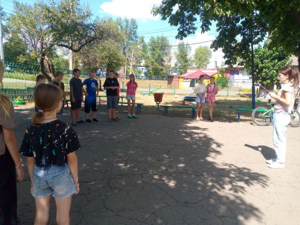 Лето, игры и Незнайка: Пролетарский Дом культуры и библиотека зажгли детские сердца! Лето, игры и Незнайка: Пролетарский Дом культуры и библиотека зажгли детские сердца!