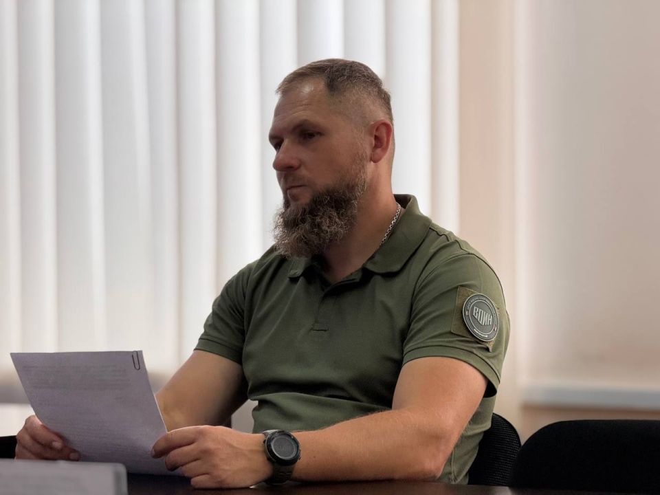 Александр Криеренко: Сегодня провели внеочередное заседание комитета по государственному строительству и местному самоуправлению Александр Криеренко: Сегодня провели внеочередное заседание комитета по государственному строительству и местному самоуправлению