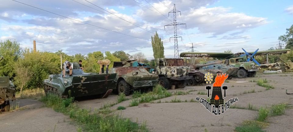 Помите зоопарк и выставку возле «Ночных волков» Помите зоопарк и выставку возле «Ночных волков»