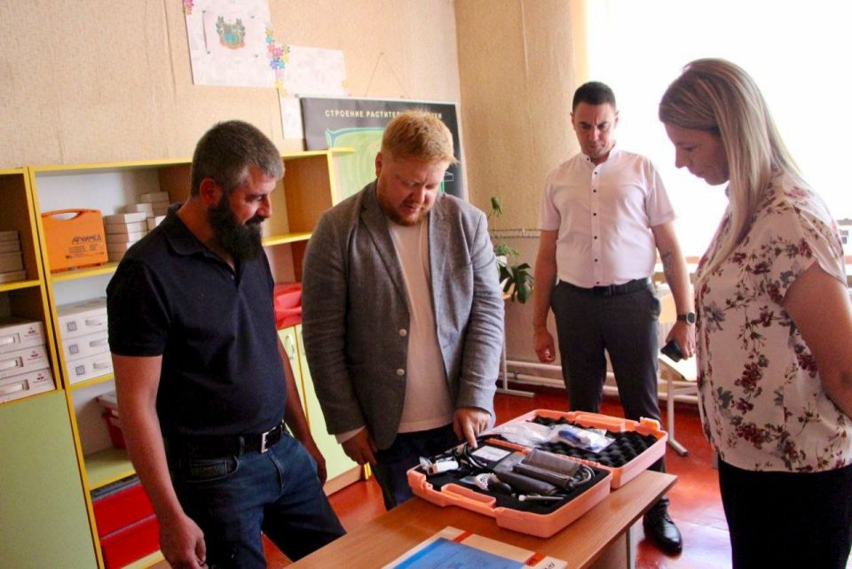 Иван Кусов: Очень положительное впечатление сегодня на меня произвели образовательные организации Меловского района! Иван Кусов: Очень положительное впечатление сегодня на меня произвели образовательные организации Меловского района!
