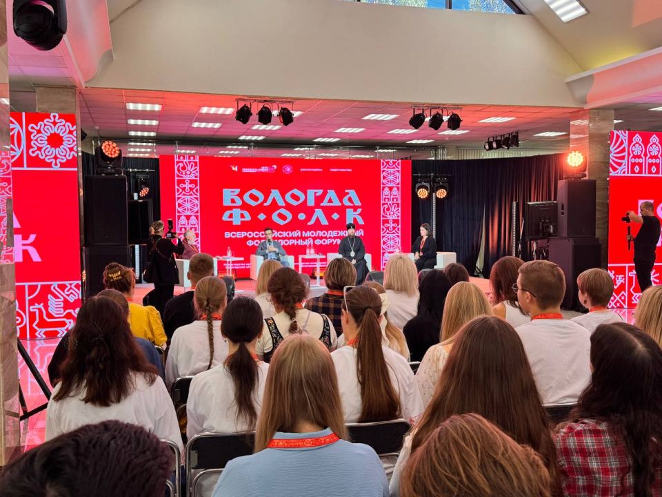 Светлана Гребенькова: Наши артисты – на Всероссийском форуме Светлана Гребенькова: Наши артисты – на Всероссийском форуме