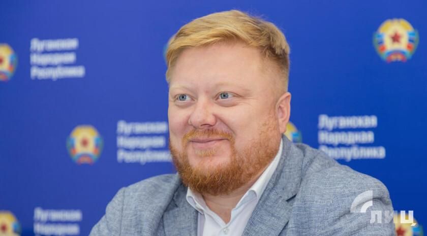 Актуальные вакансии уже в наших карточках! Актуальные вакансии уже в наших карточках!