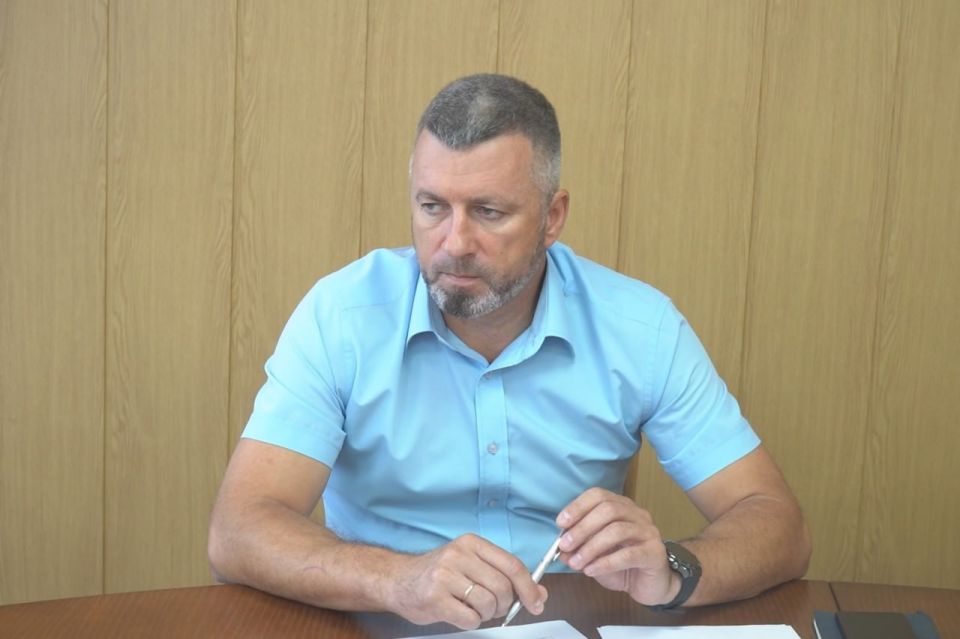 Андрей Сухачев: О жилом фонде говорили на аппаратном совещании Андрей Сухачев: О жилом фонде говорили на аппаратном совещании