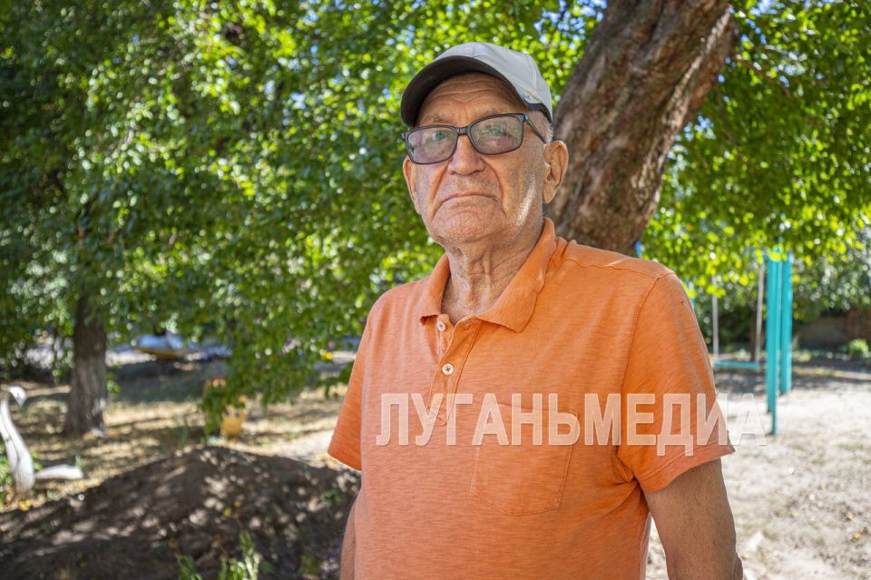 В многоквартирных домах Луганска меняют трубы центрального отопления В многоквартирных домах Луганска меняют трубы центрального отопления