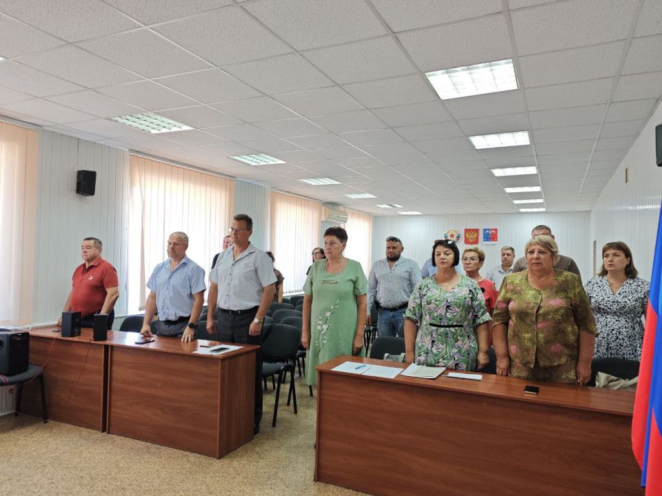 19.08.2025г. в Станице Луганской было проведено XXXVII заседание сессии I созыва Совета депутатов Станично-Луганского МО ЛНР 19.08.2025г. в Станице Луганской было проведено XXXVII заседание сессии I созыва Совета депутатов Станично-Луганского МО ЛНР