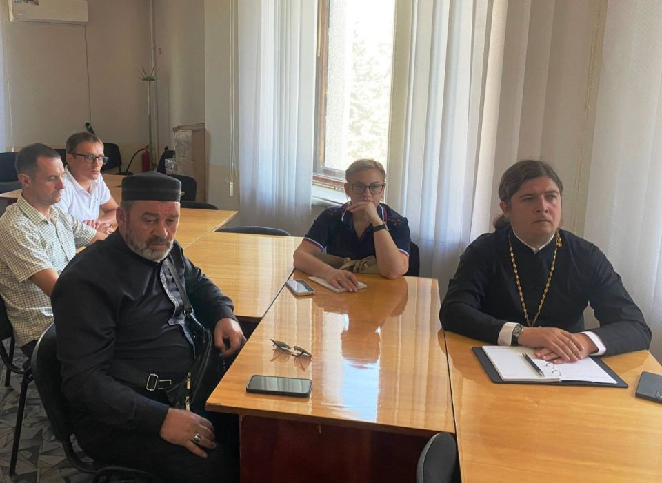 Состоялось внеочередное заседание Экспертного совета по вопросам гармонизации межнациональных и этноконфессиональных отношений при Администрации, на котором был акцентирован важный аспект интеграции иностранных граждан в... Состоялось внеочередное заседание Экспертного совета по вопросам гармонизации межнациональных и этноконфессиональных отношений при Администрации, на котором был акцентирован важный аспект интеграции иностранных граждан в...