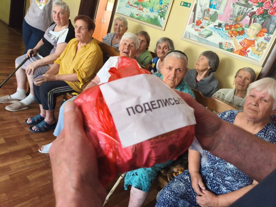 ТРИ СВЕТЛЫХ ПРАЗДНИКА – ТРИ СПАСА ТРИ СВЕТЛЫХ ПРАЗДНИКА – ТРИ СПАСА