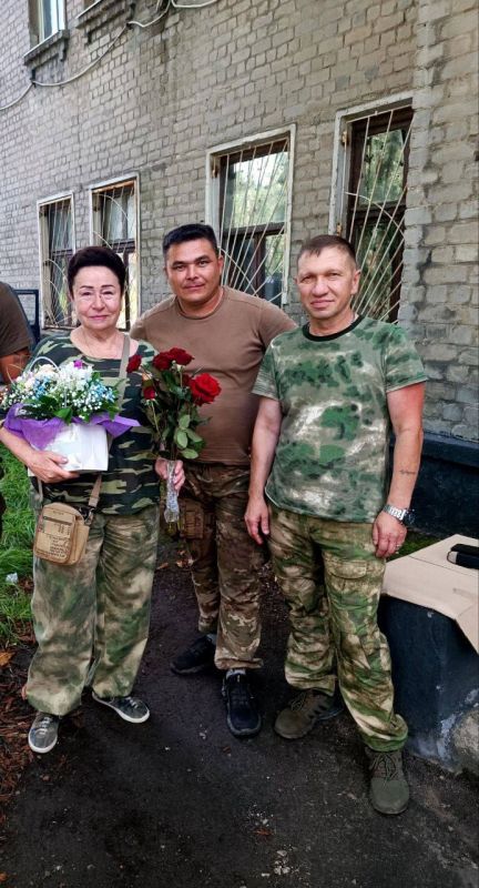 Всемирный день гуманитарной помощи – это день, когда мы вспоминаем о тех, кто посвятил свою жизнь служению другим, зачастую рискуя собой ради спасения жизней и облегчения страданий Всемирный день гуманитарной помощи – это день, когда мы вспоминаем о тех, кто посвятил свою жизнь служению другим, зачастую рискуя собой ради спасения жизней и облегчения страданий