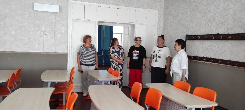 «Единая Россия» провела «Родительскую приёмку» в Ивановской гимназии «Единая Россия» провела «Родительскую приёмку» в Ивановской гимназии