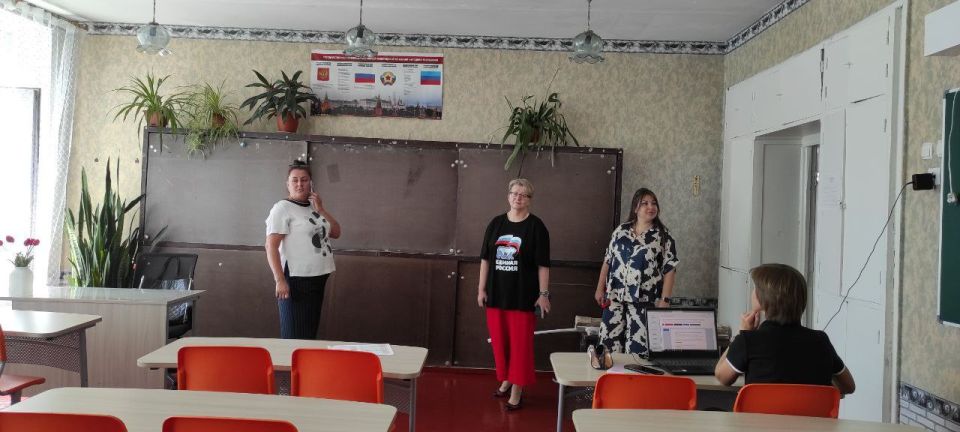 «Единая Россия» провела «Родительскую приёмку» в Ивановской гимназии «Единая Россия» провела «Родительскую приёмку» в Ивановской гимназии