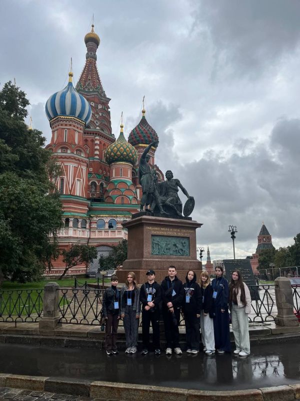 Поездка в Москву в рамках проекта «Культурная карта 4+85» Поездка в Москву в рамках проекта «Культурная карта 4+85»