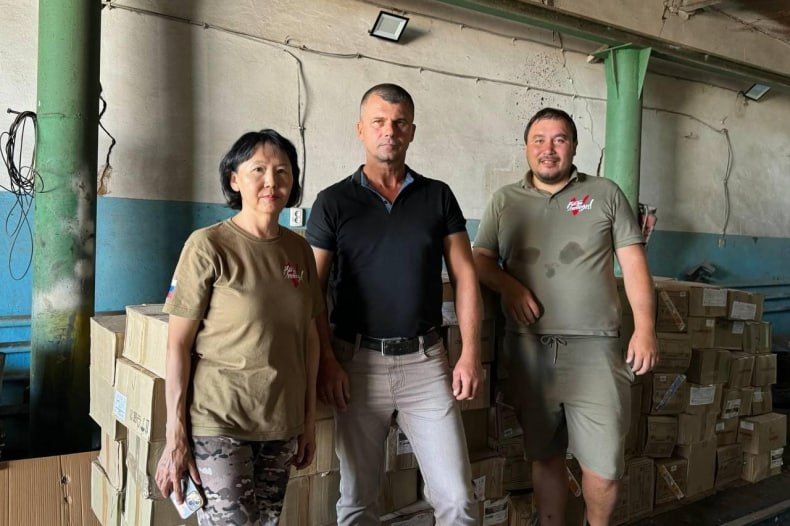 Гуманитарный груз из Тувы доставлен в подшефный Свердловский муниципальный округ ЛНР Гуманитарный груз из Тувы доставлен в подшефный Свердловский муниципальный округ ЛНР