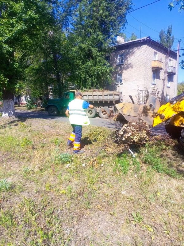 Сергей Козенко: В Краснодонском муниципальном округе продолжаются системные работы по благоустройству Сергей Козенко: В Краснодонском муниципальном округе продолжаются системные работы по благоустройству