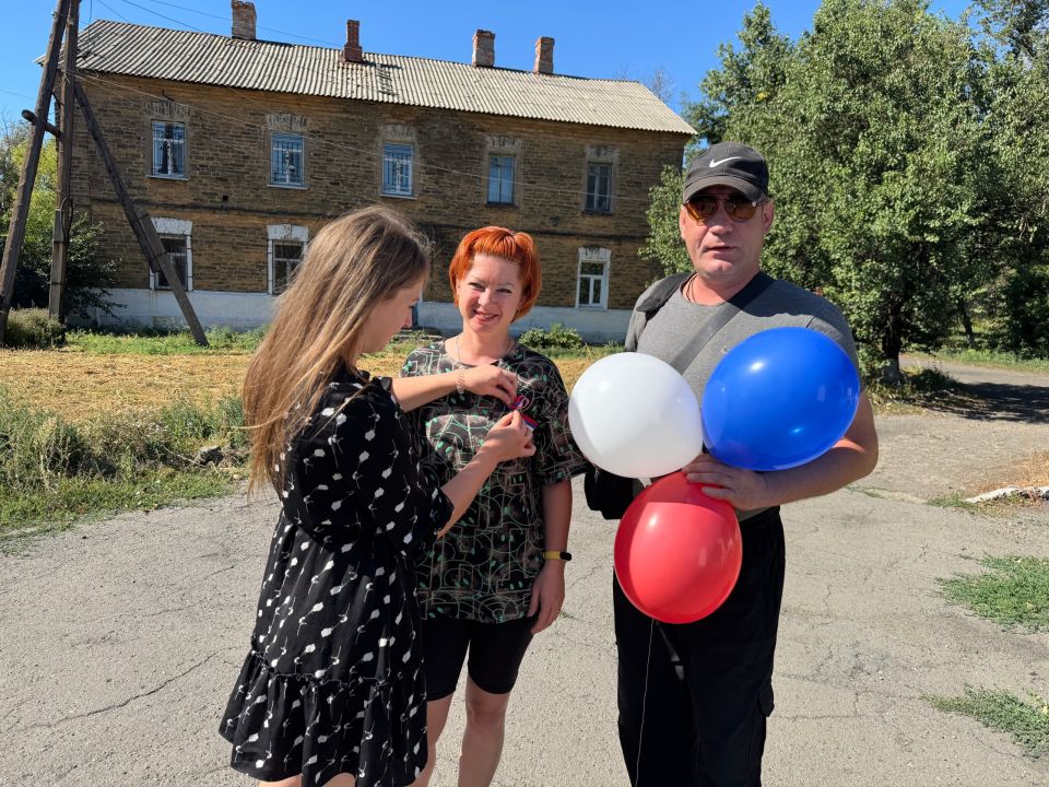 В преддверии важного государственного праздника — Дня Государственного флага Российской Федерации, для дошкольной группы Нагольно - Тарасовского УВК им. В.Ф. Субботина, работники Нагольно-Тарасовского Дома культуры провели... В преддверии важного государственного праздника — Дня Государственного флага Российской Федерации, для дошкольной группы Нагольно - Тарасовского УВК им. В.Ф. Субботина, работники Нагольно-Тарасовского Дома культуры провели...