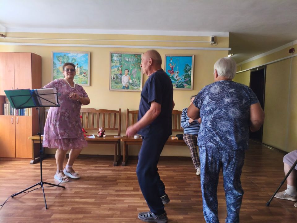 ТРИ СВЕТЛЫХ ПРАЗДНИКА – ТРИ СПАСА ТРИ СВЕТЛЫХ ПРАЗДНИКА – ТРИ СПАСА